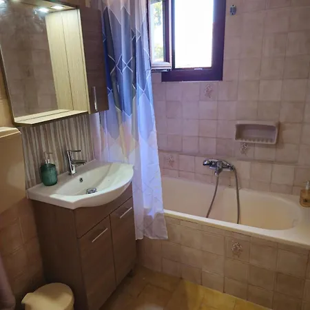 Apartament Ormosapartments *
